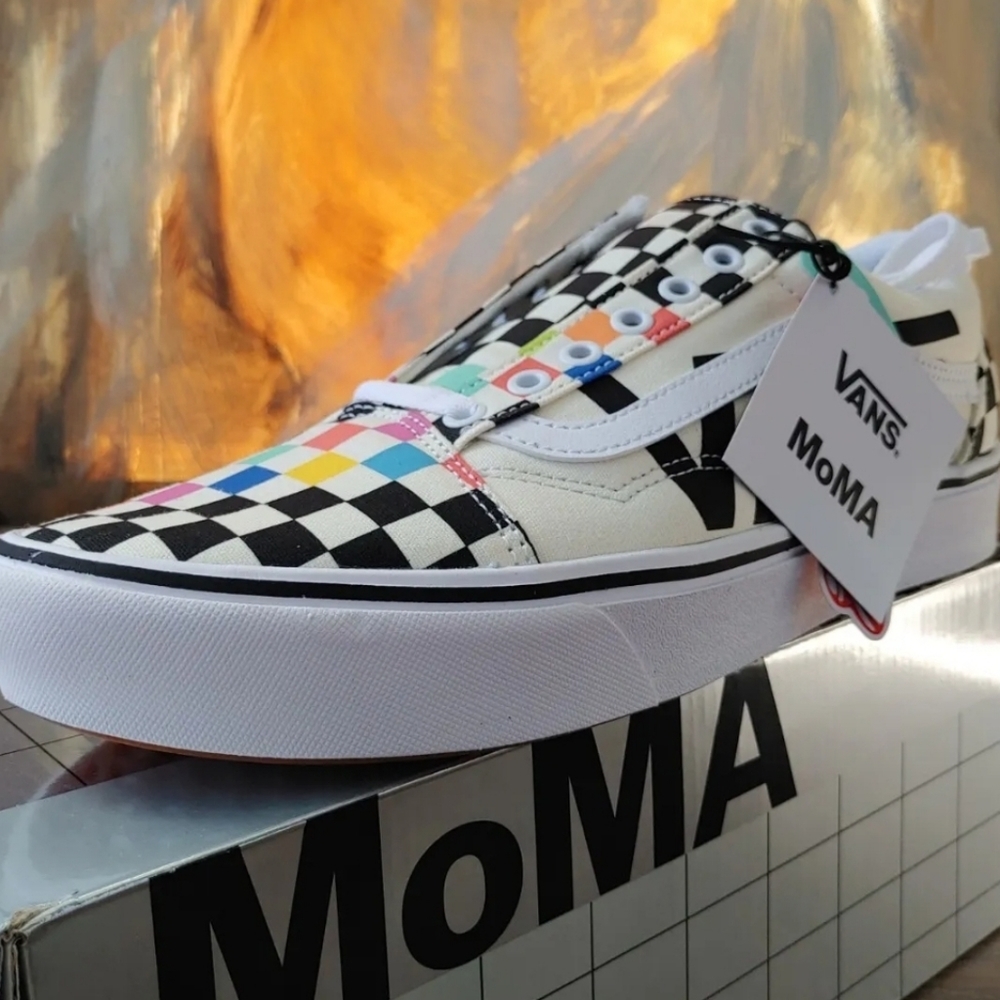 Vans x MoMA UA Comfycush Old Skool Women 7 White Black - Picture 5 of 7